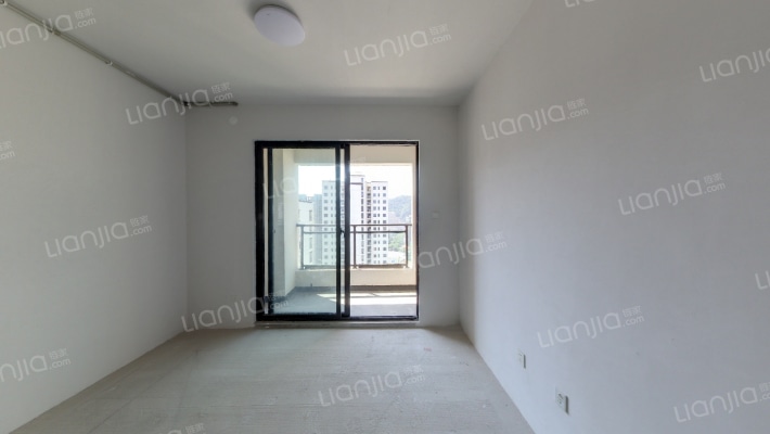 忆江嘉园二组团二手房实景图