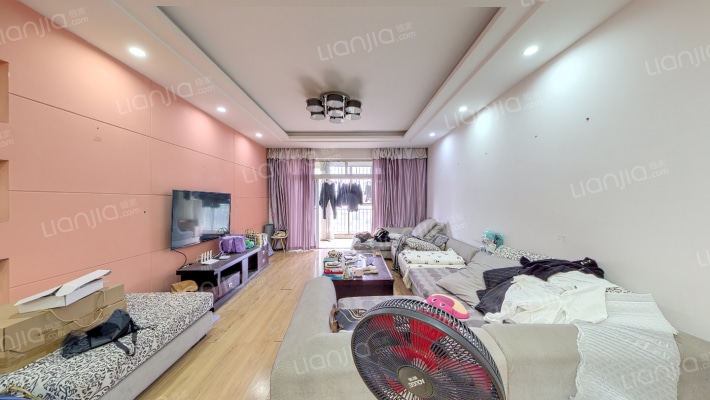 蒙特卡尼二手房实景图