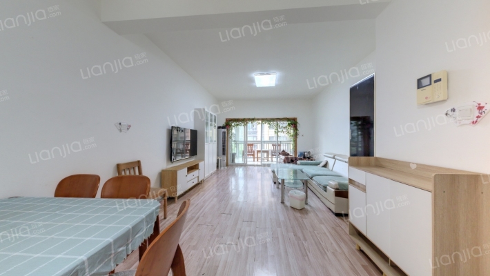 四川武警森林总队二手房实景图