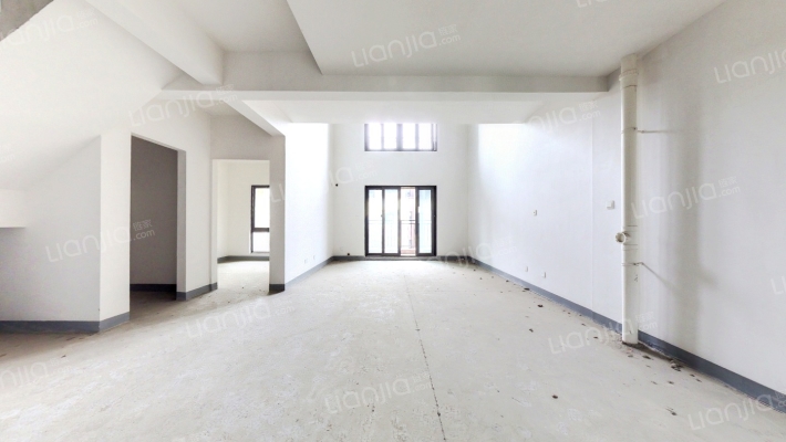 正荣香山麓院二手房实景图