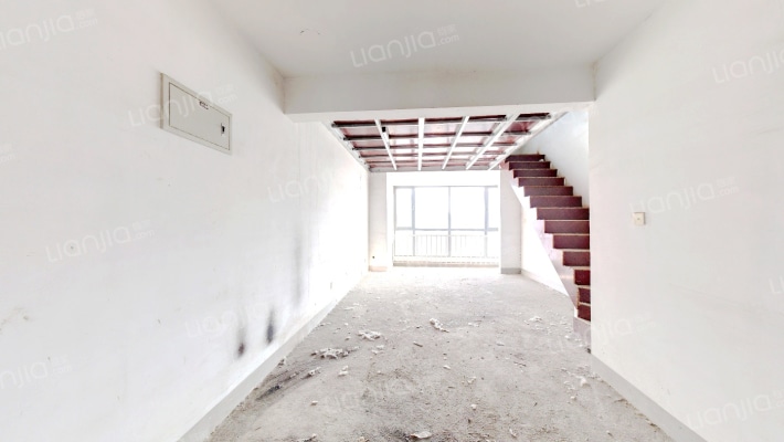 威毕欧溪谷二手房实景图