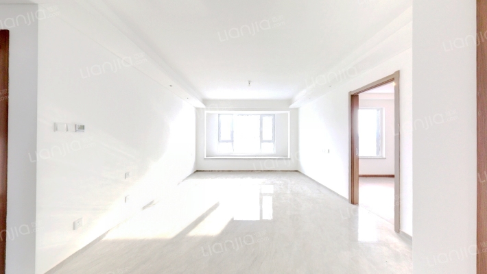 保利时代C12区二手房实景图