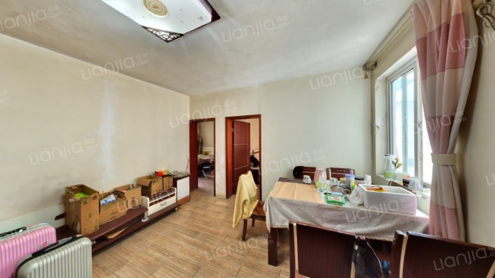 上民航宿舍二手房实景图