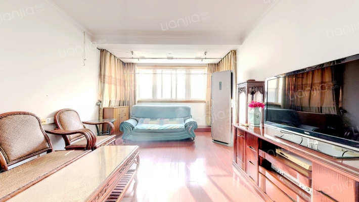 长岛花园二手房实景图