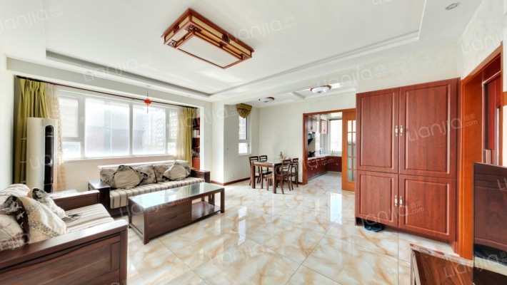 富春山居二手房实景图