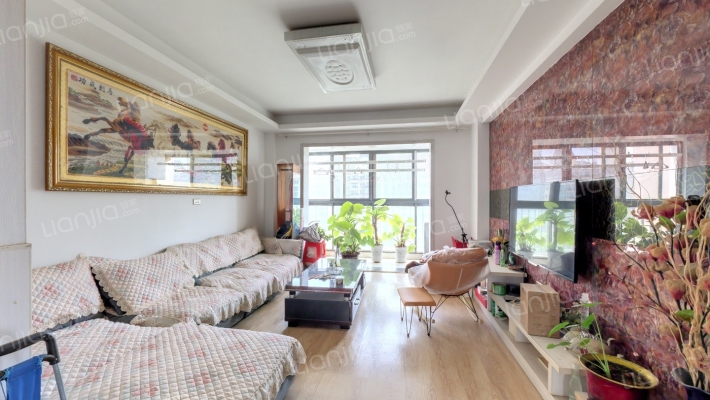 军工社区四五小区二手房实景图