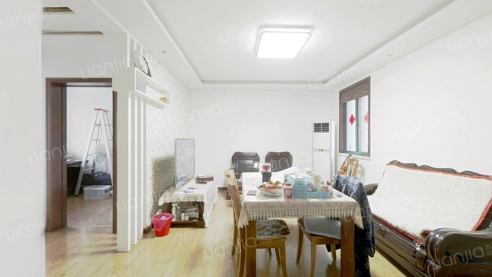 天成花园二手房实景图