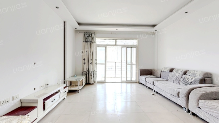 依水园二手房实景图