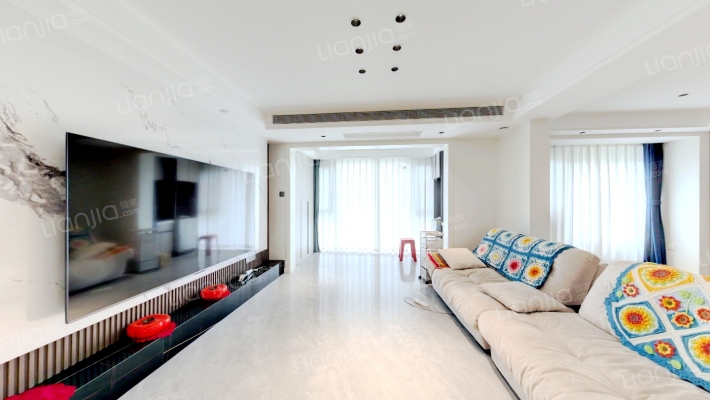 绿城云栖玫瑰园二手房实景图