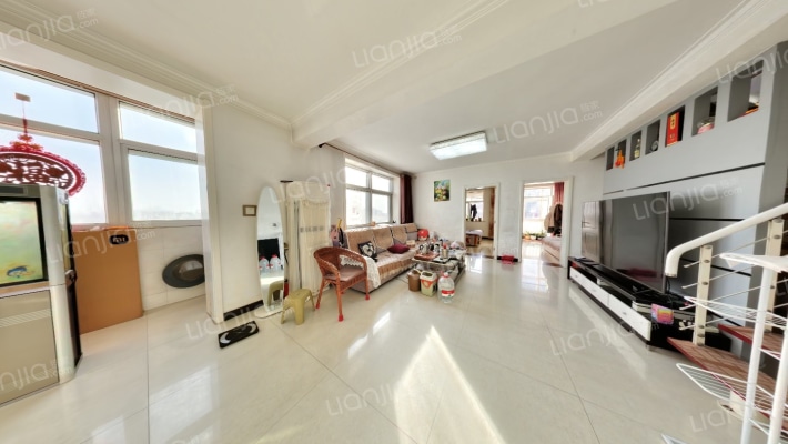 金鑫东郡二手房实景图