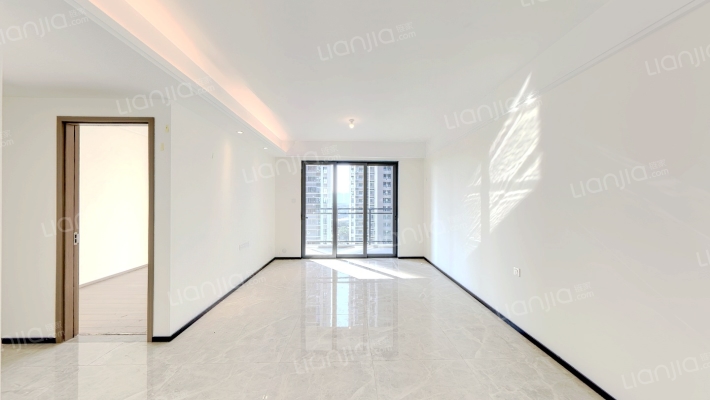 保利铂悦府二手房实景图