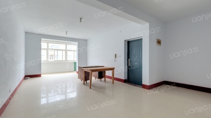 王府花园南区二手房实景图