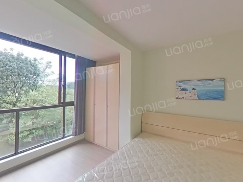 合租·两江春城麓府 6居室 东/东南卧