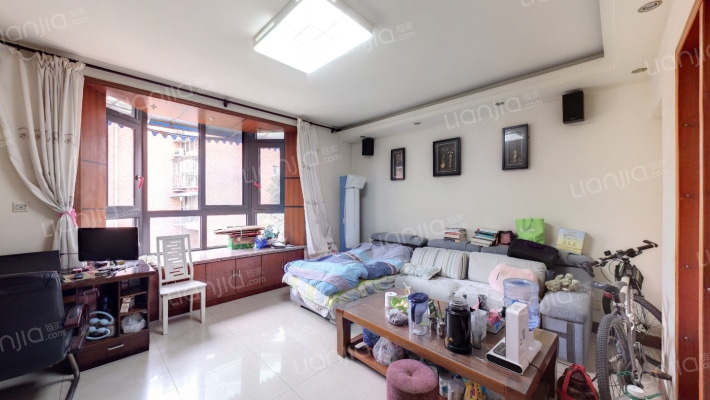 东方家园二手房实景图