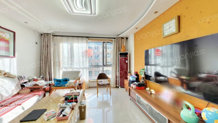 金色维也纳小区二手房实景图