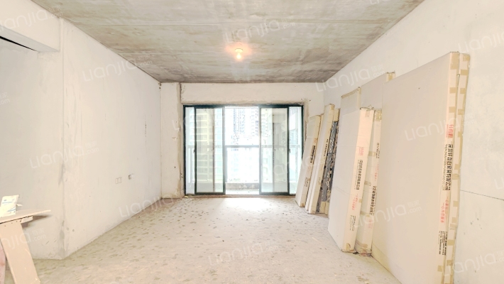 新阳国际小区二手房实景图