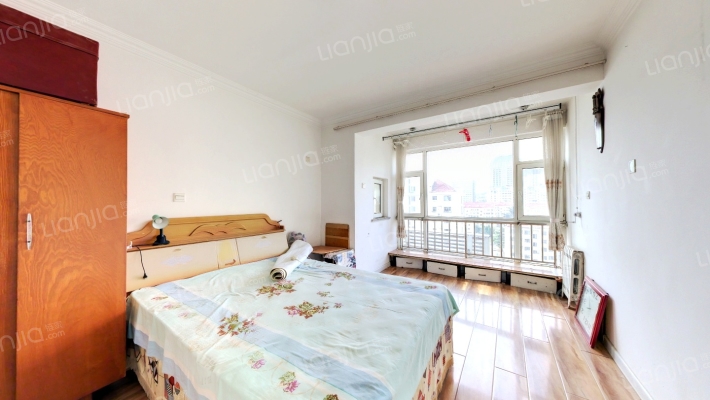 西山颐苑小区二手房实景图