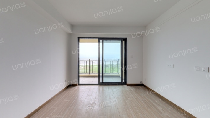 招商蛇口十里海湾星悦湾二手房实景图