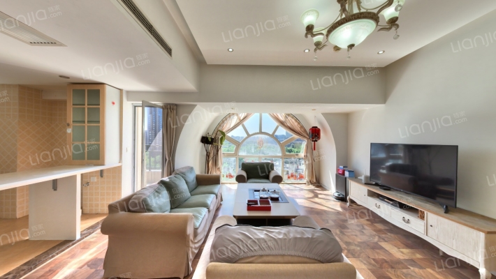 和乔丽晶一期二手房实景图