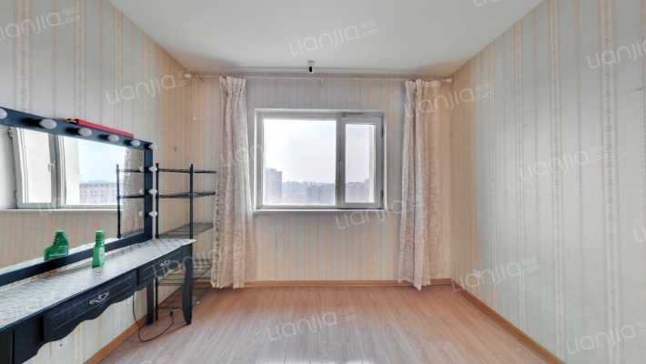 万达广场二手房实景图