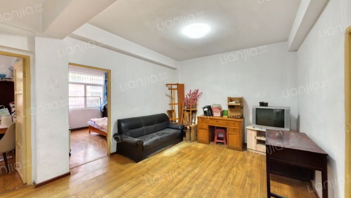 日月山水东区二手房实景图