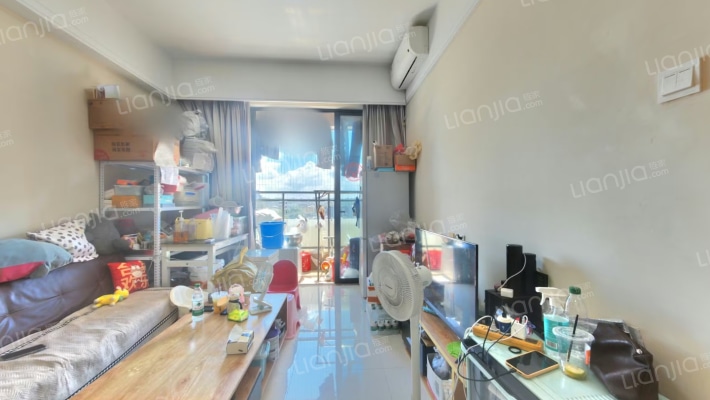 荣德SPACE二手房实景图