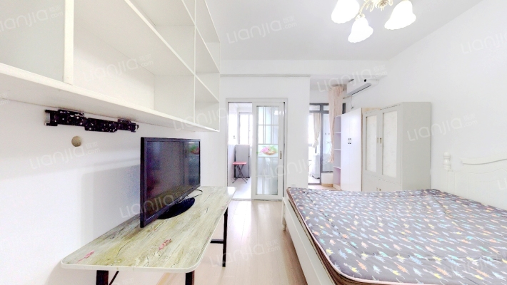 银泰中心二手房实景图