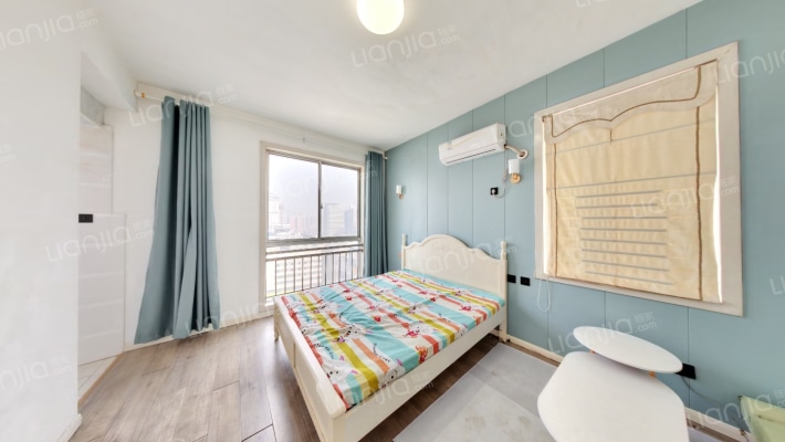 君临国际二手房实景图