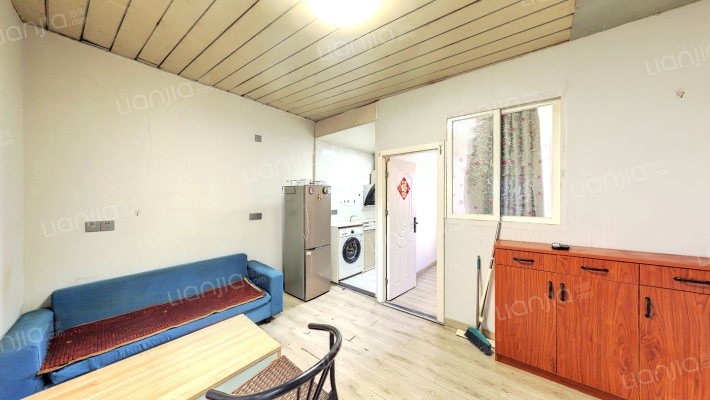 泰山路二手房实景图