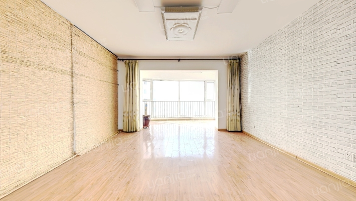 飞天花苑小区二手房实景图