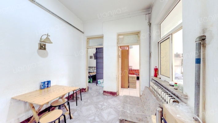 电信局宿舍二手房实景图