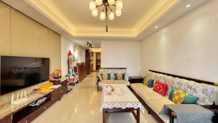 世茂城三期二手房实景图