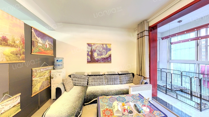 凤凰山小区二手房实景图