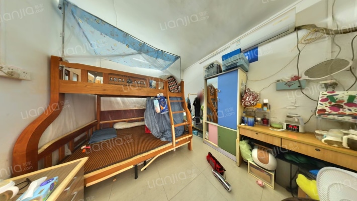 解放路174号大院二手房实景图