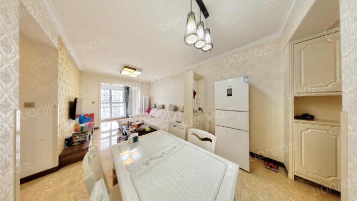 天立香缇华府二手房实景图