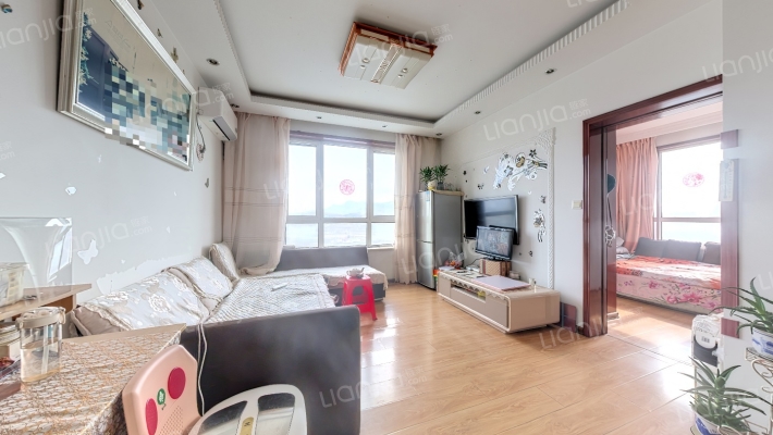 天鸿展视界二手房实景图