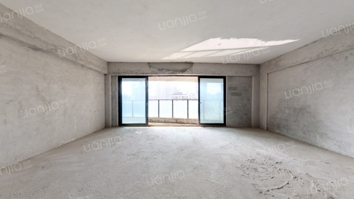 御峰臻品二手房实景图