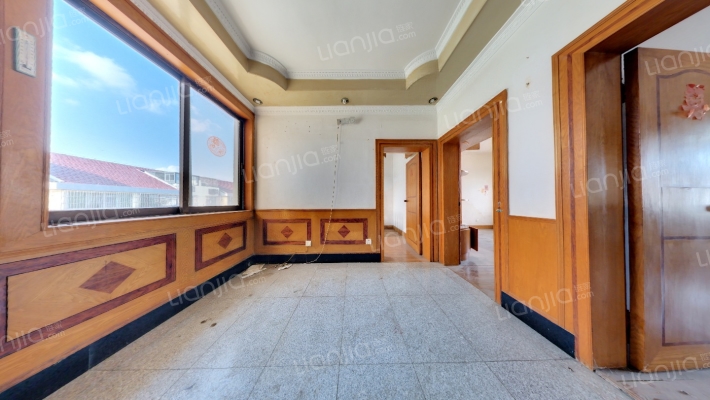 东界巷18号二手房实景图