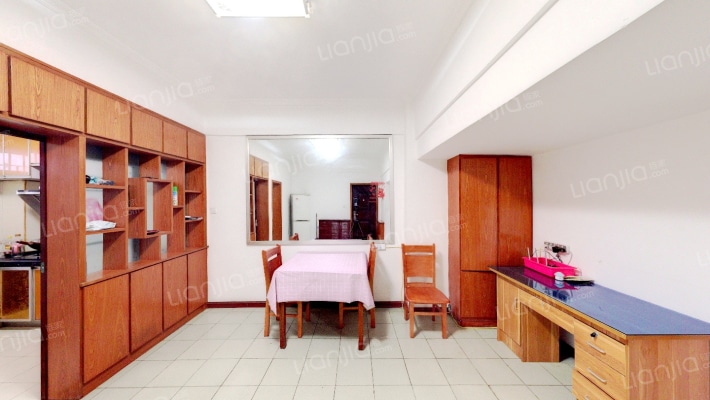 医药公司宿舍二手房实景图