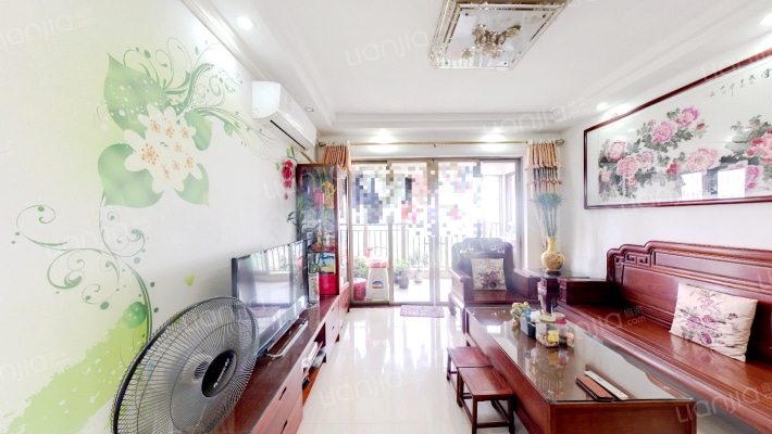 凰樵圣堡二手房实景图