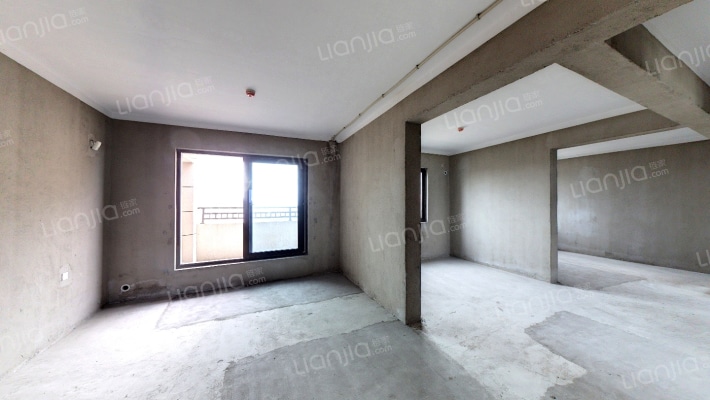 美的蝴蝶海五期二手房实景图