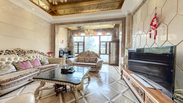 金色溪泉湾二手房实景图