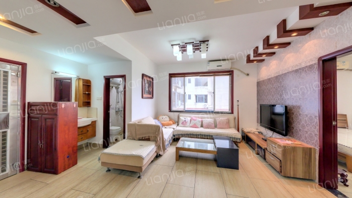 海彤温泉花苑 二手房实景图