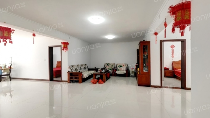 金碧花园二手房实景图