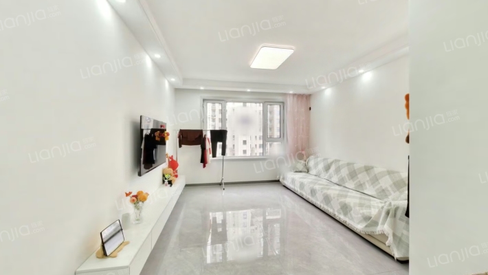 龙腾香格里二手房实景图