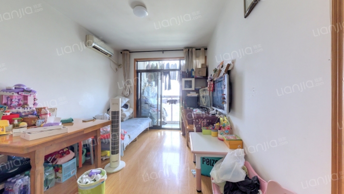 旭日华庭金棕榈北区二手房实景图