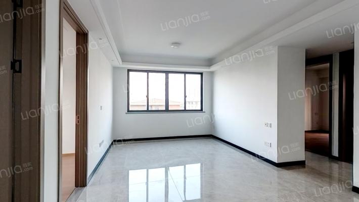 观湖蓝庭二手房实景图