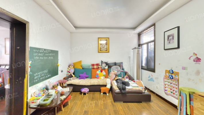 清颍小区二手房实景图