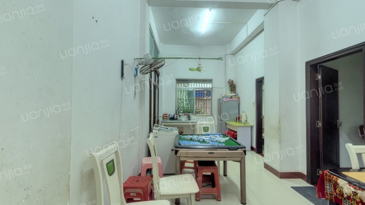 榜铭公寓二手房实景图