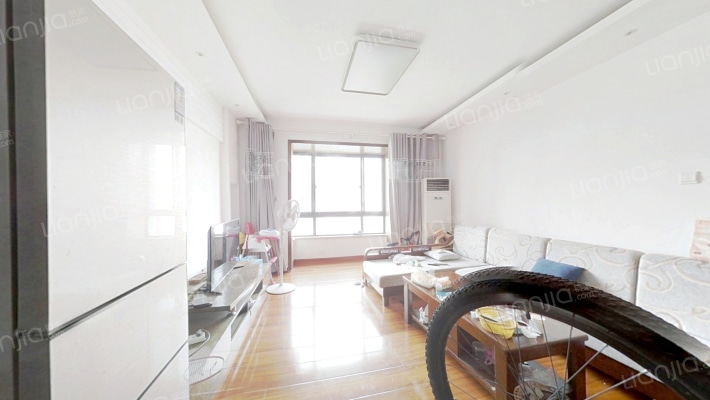 豪世优庭二手房实景图